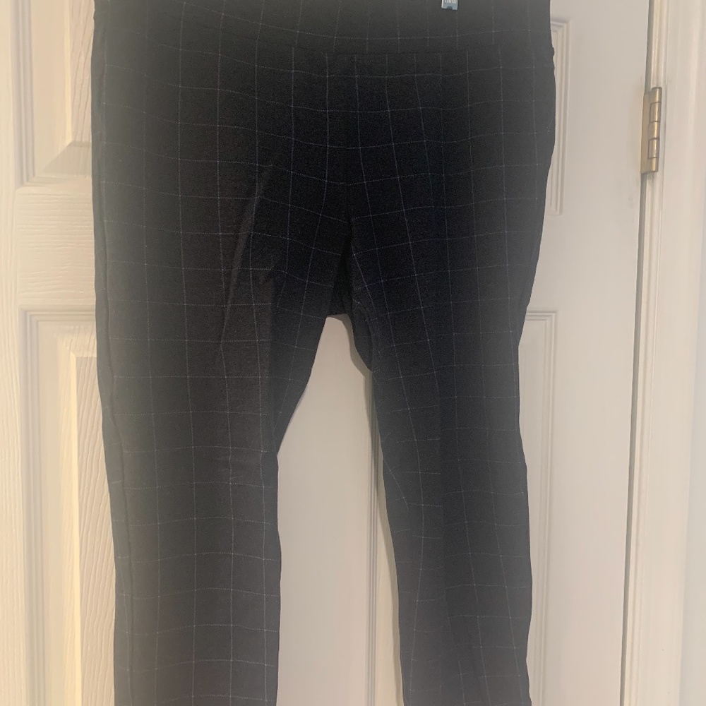 Dark blue leggings